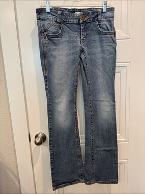 DKNY Women's Flared Jeans in Medium Blue Denim